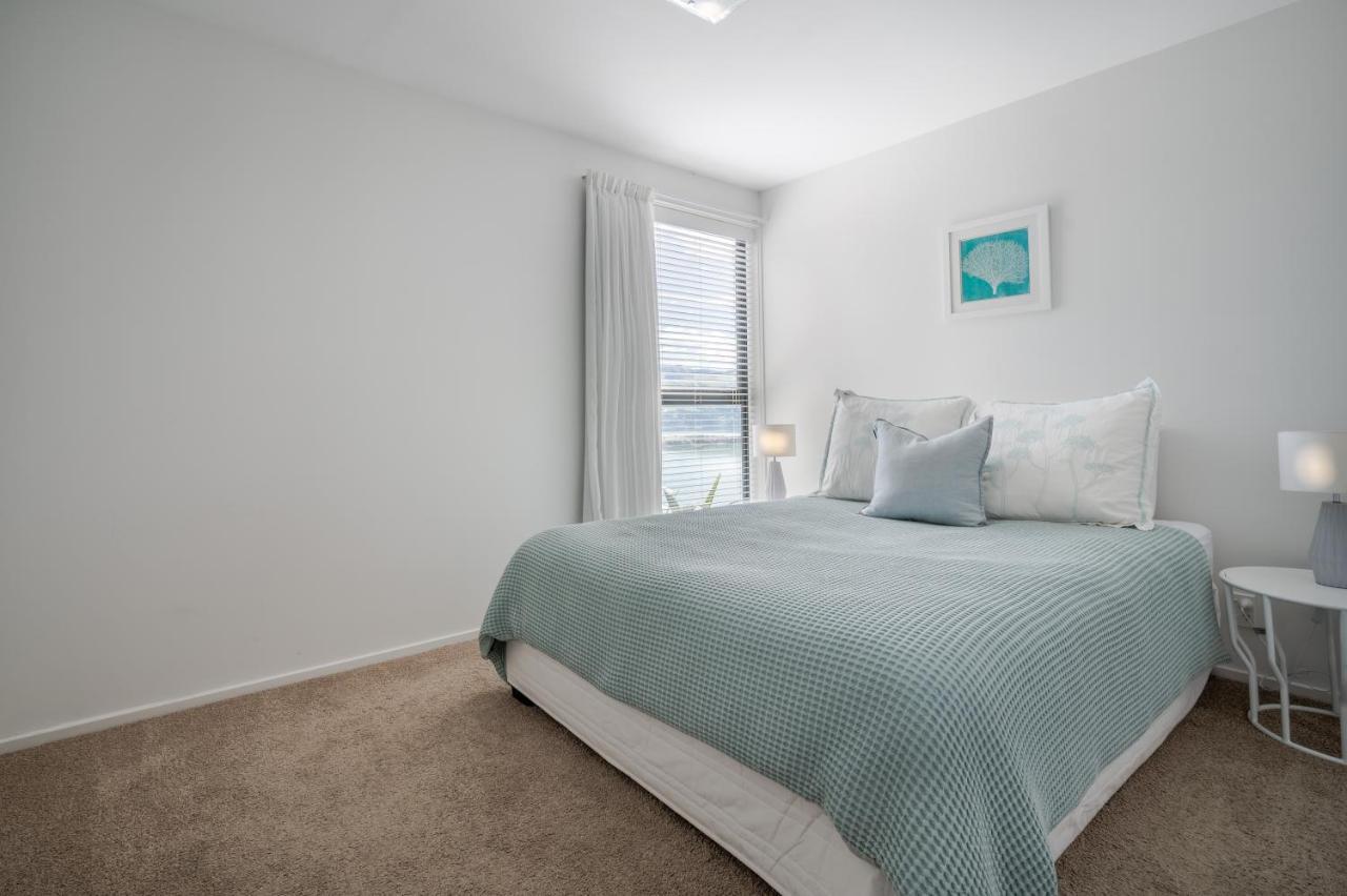 Million Dollar View - Takamatua Holiday Home Akaroa Bagian luar foto